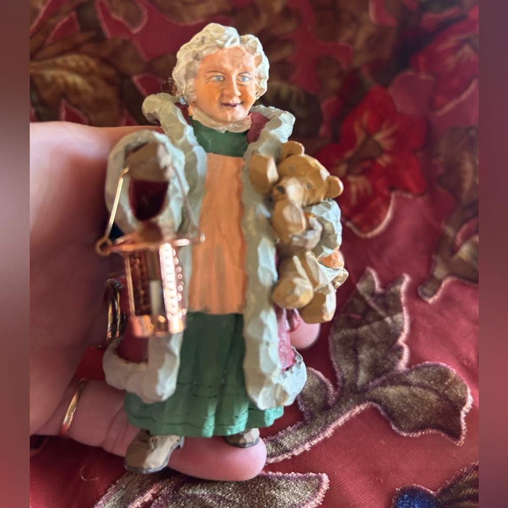 4/$20🌷🎄VTG 1996 Mrs. Claus Hallmark Keepsake Folk Art Ornament